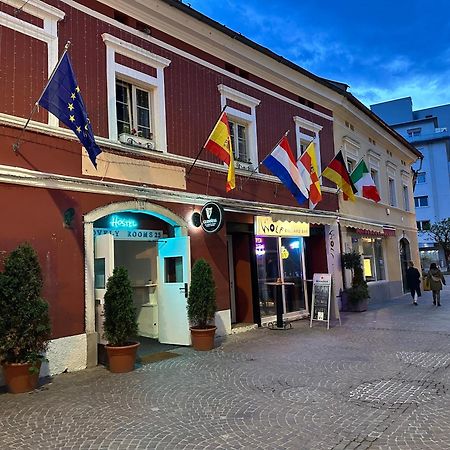 Hostel Lovely Rooms, City Center, Shared Bathroom, Windows To Corridor Villach Dış mekan fotoğraf